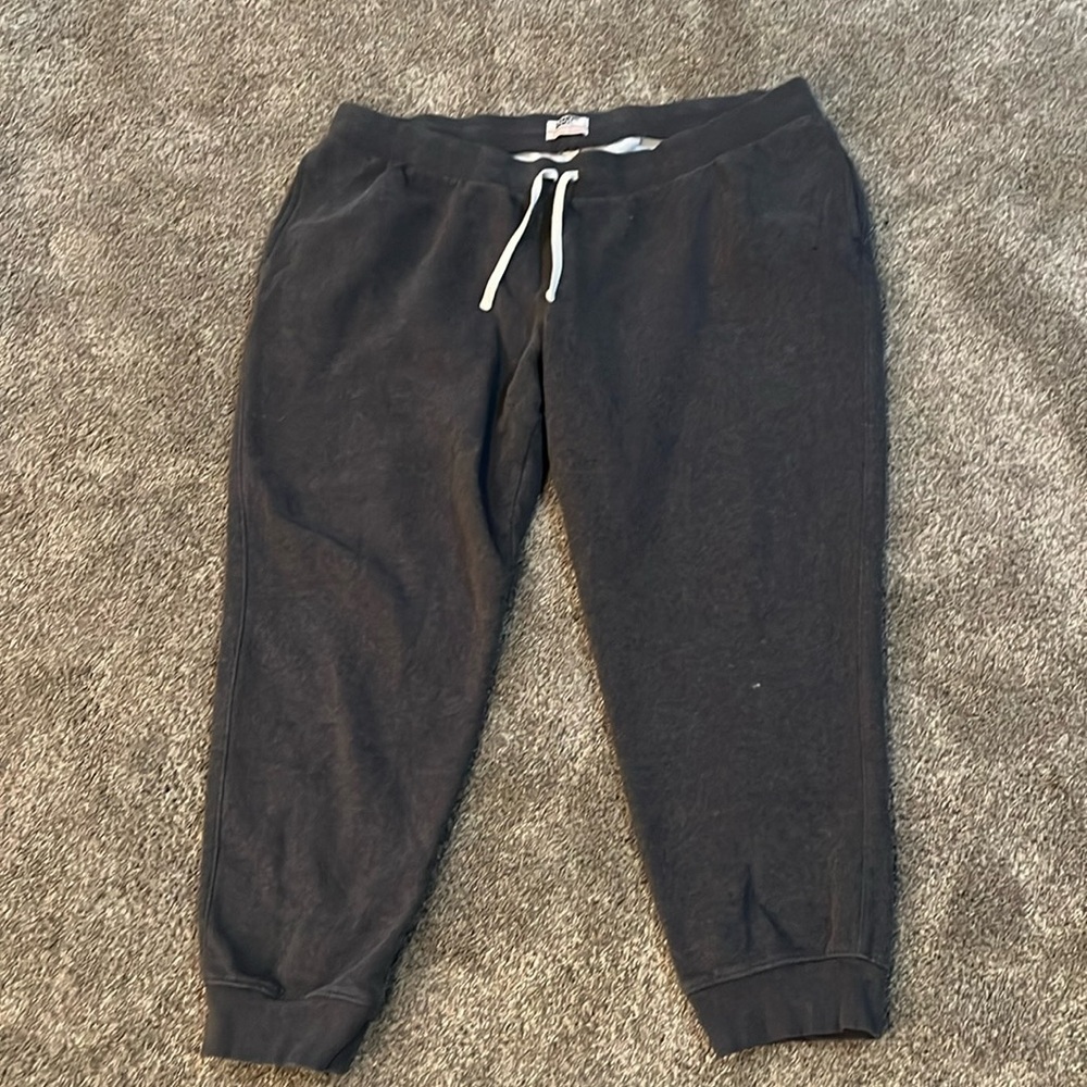 Lands End Serious sweats gray joggers. Mens size 3XL